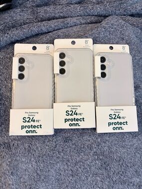 onn. Clear Protective Case for Samsung Galaxy S24 FE - Transparent